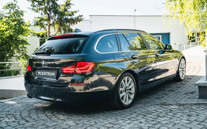 BMW Seria 5 cena 54900 przebieg: 251162, rok produkcji 2011 z Zbąszynek małe 211